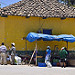 Piccola bancarella di gente locale in Yamaranguila