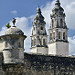 Vista delle due torri della Cattedrale dalle mura di Campeche